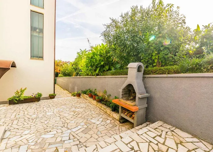 In - Istrien 53391 Apartamento Pula